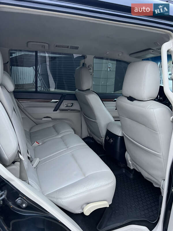 Позашляховик / Кросовер Mitsubishi Pajero 2007 в Білій Церкві