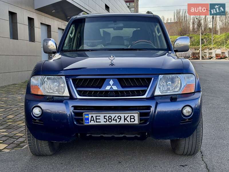 Позашляховик / Кросовер Mitsubishi Pajero 2006 в Кривому Розі