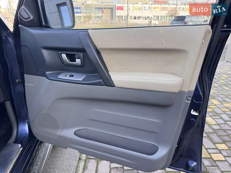 Позашляховик / Кросовер Mitsubishi Pajero 2006 в Кривому Розі