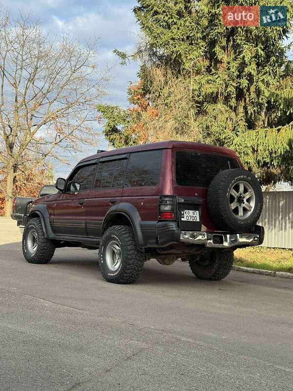 Позашляховик / Кросовер Mitsubishi Pajero 1994 в Бедевлі фото 3 Позашляховик / Кросовер Mitsubishi Pajero 1994 в Бедевлі
