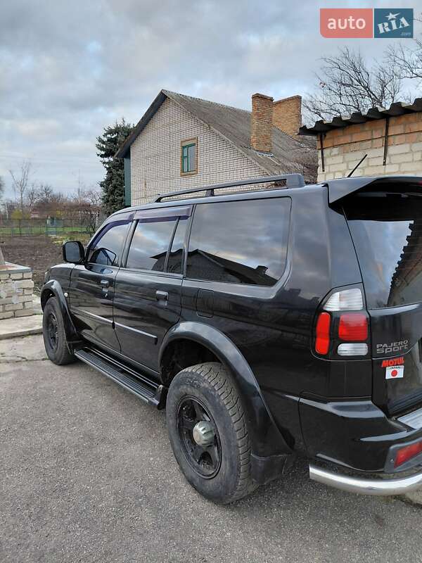 Внедорожник / Кроссовер Mitsubishi Pajero 2008 в Днепре