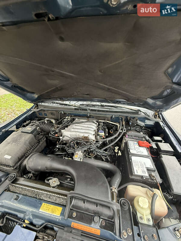 Внедорожник / Кроссовер Mitsubishi Pajero 2006 в Киеве