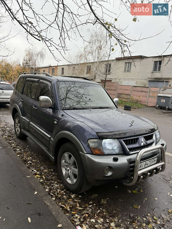 Внедорожник / Кроссовер Mitsubishi Pajero 2006 в Киеве