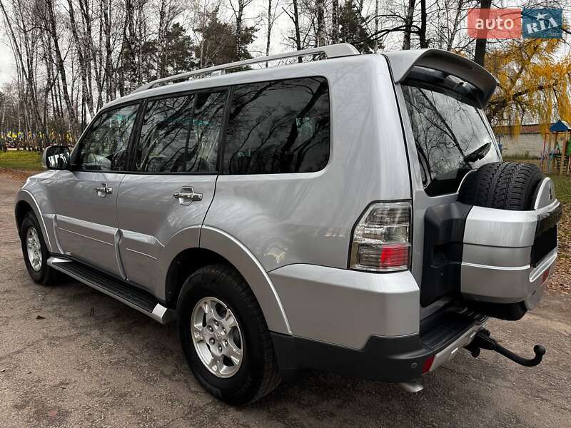 Внедорожник / Кроссовер Mitsubishi Pajero 2008 в Ахтырке