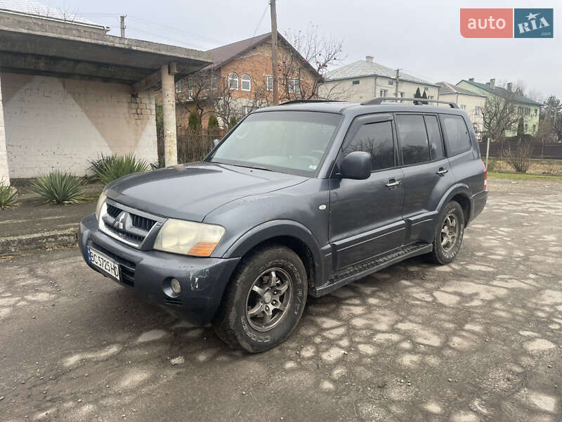 Позашляховик / Кросовер Mitsubishi Pajero 2006 в Львові