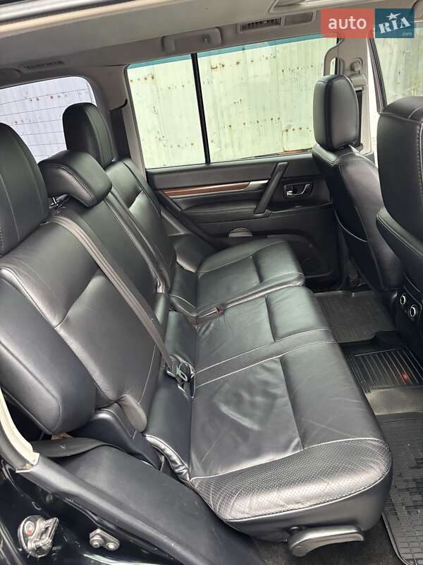 Позашляховик / Кросовер Mitsubishi Pajero 2007 в Кропивницькому