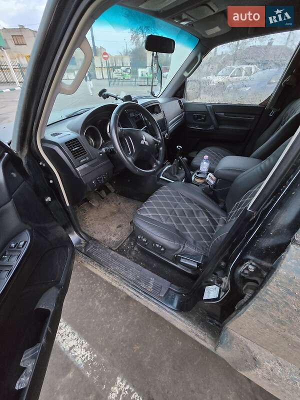 Позашляховик / Кросовер Mitsubishi Pajero 2007 в Павлограді фото 5 Позашляховик / Кросовер Mitsubishi Pajero 2007 в Павлограді