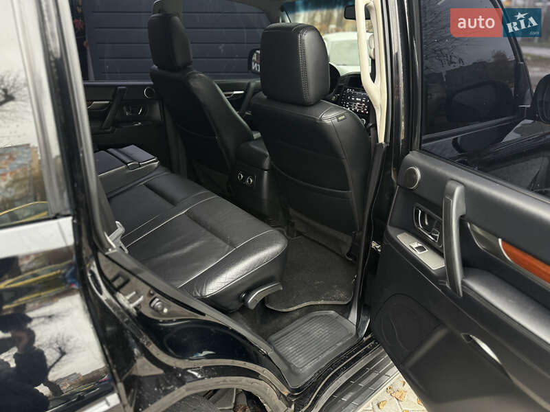 Внедорожник / Кроссовер Mitsubishi Pajero 2007 в Виннице