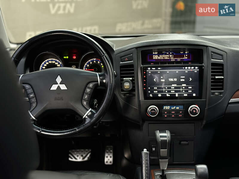 Внедорожник / Кроссовер Mitsubishi Pajero 2007 в Виннице