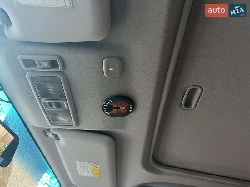 Внедорожник / Кроссовер Mitsubishi Pajero 2008 в Николаеве