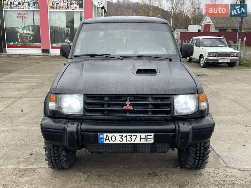 Внедорожник / Кроссовер Mitsubishi Pajero 1999 в Солотвине