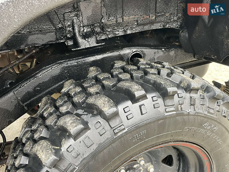 Внедорожник / Кроссовер Mitsubishi Pajero 1999 в Солотвине