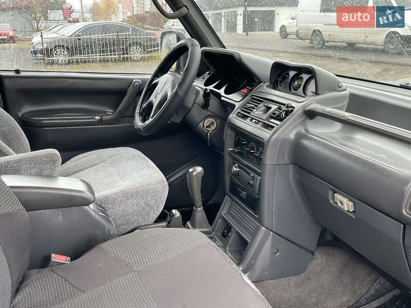 Внедорожник / Кроссовер Mitsubishi Pajero 1999 в Солотвине