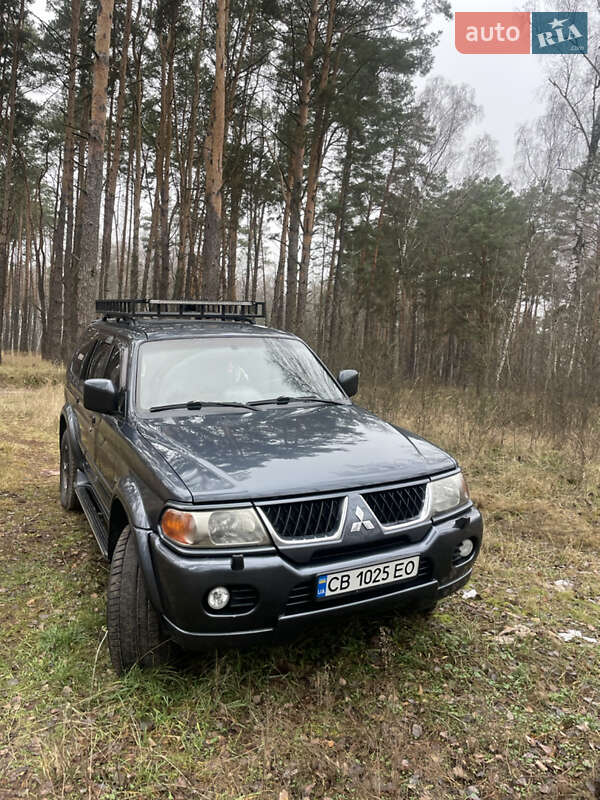 Внедорожник / Кроссовер Mitsubishi Pajero 2008 в Чернигове