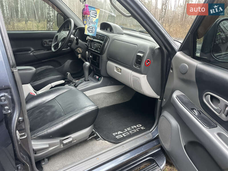 Внедорожник / Кроссовер Mitsubishi Pajero 2008 в Чернигове