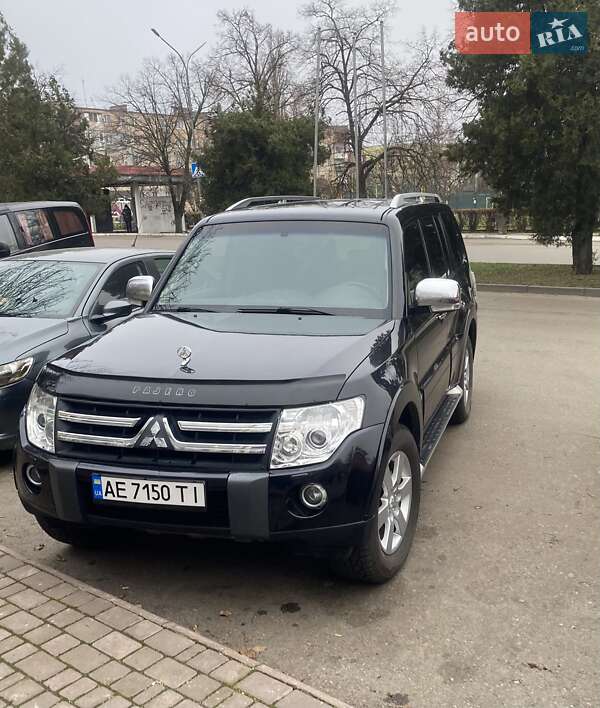 Mitsubishi Pajero 2007