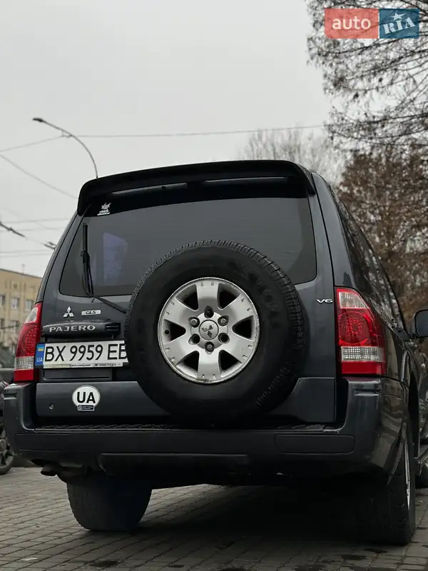 Mitsubishi Pajero 2007 VIN JMYLRV73W7J706852 фото оголошення 2 з 46