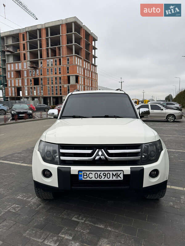 Внедорожник / Кроссовер Mitsubishi Pajero 2007 в Львове
