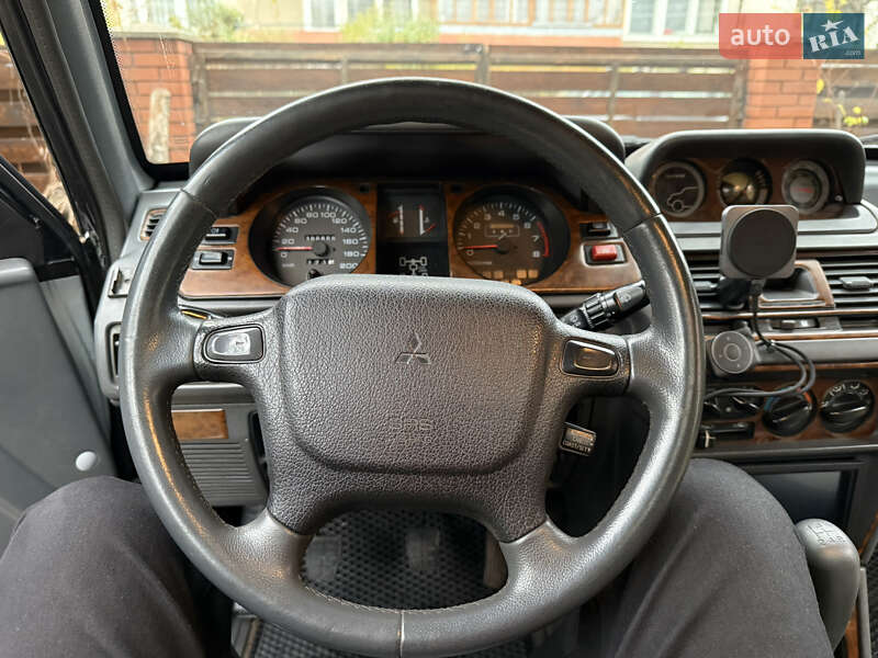 Позашляховик / Кросовер Mitsubishi Pajero 1996 в Івано-Франківську