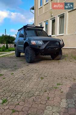 Позашляховик / Кросовер Mitsubishi Pajero 2002 в Чернівцях
