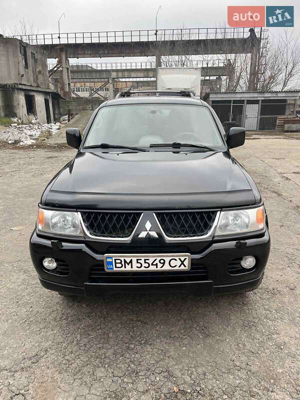 Позашляховик / Кросовер Mitsubishi Pajero 2007 в Сумах