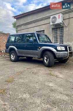 Внедорожник / Кроссовер Mitsubishi Pajero 2001 в Киеве