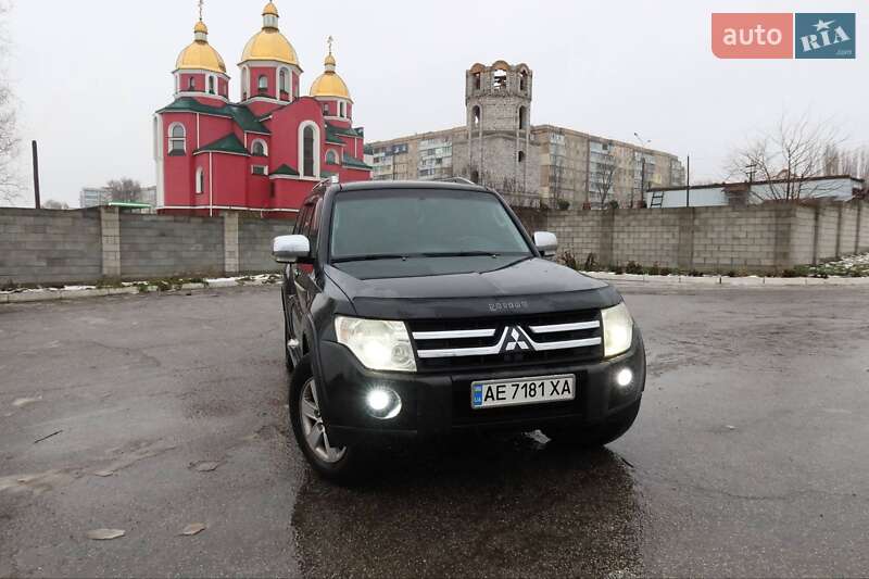 Позашляховик / Кросовер Mitsubishi Pajero 2008 в Кам'янському