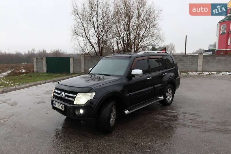 Позашляховик / Кросовер Mitsubishi Pajero 2008 в Кам'янському