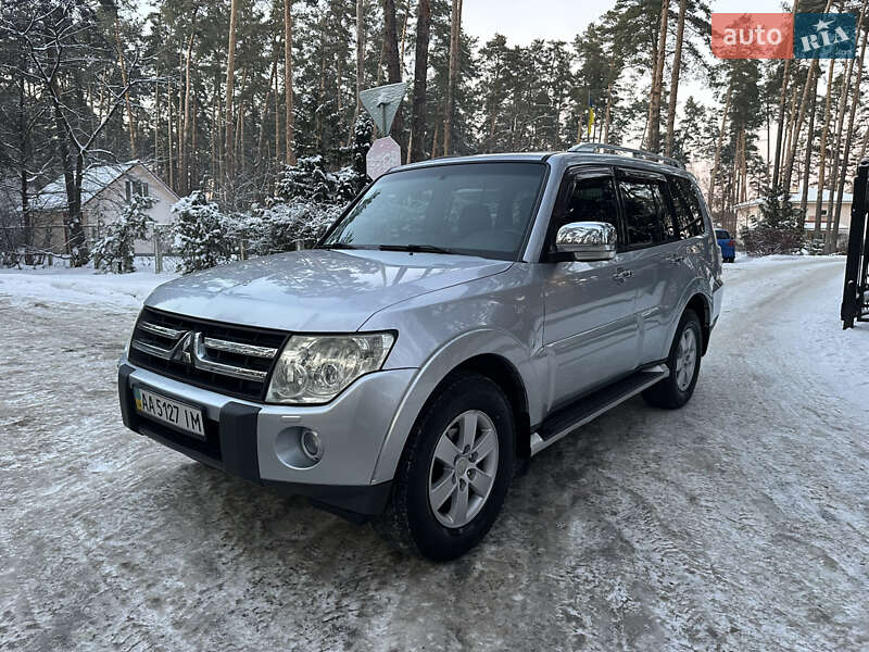 Mitsubishi Pajero 2007