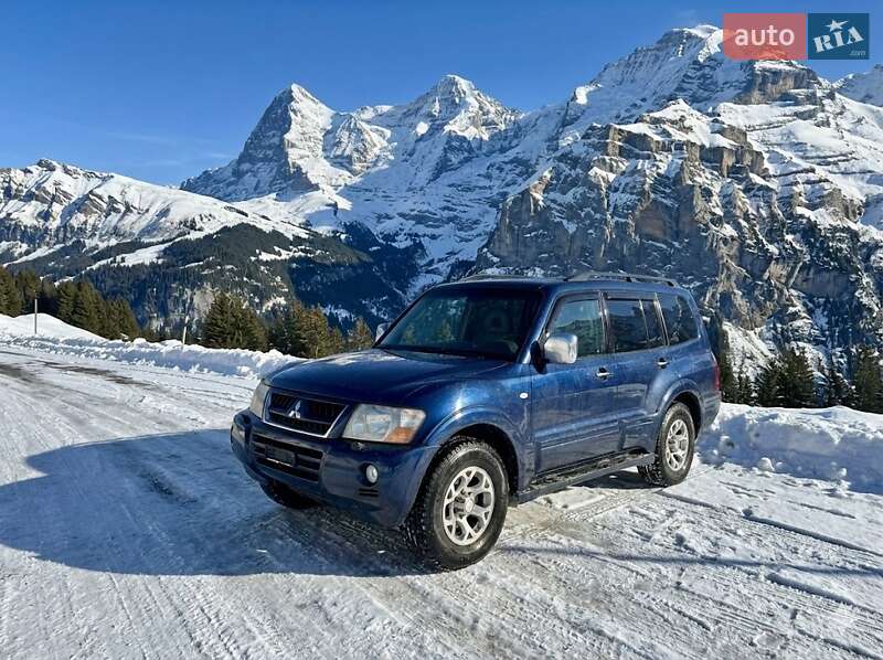 Mitsubishi Pajero 2006