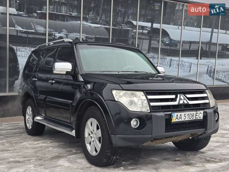 Mitsubishi Pajero 2007
