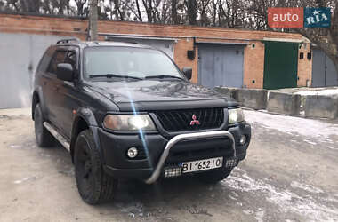 Внедорожник / Кроссовер Mitsubishi Pajero 2002 в Лубнах