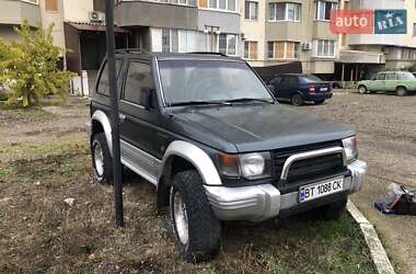 Внедорожник / Кроссовер Mitsubishi Pajero 1993 в Харькове