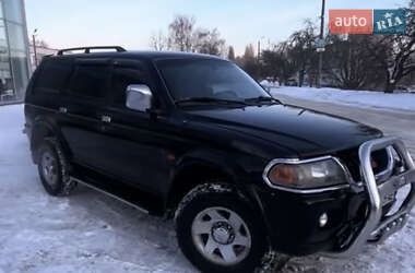 Внедорожник / Кроссовер Mitsubishi Pajero 2002 в Чернигове