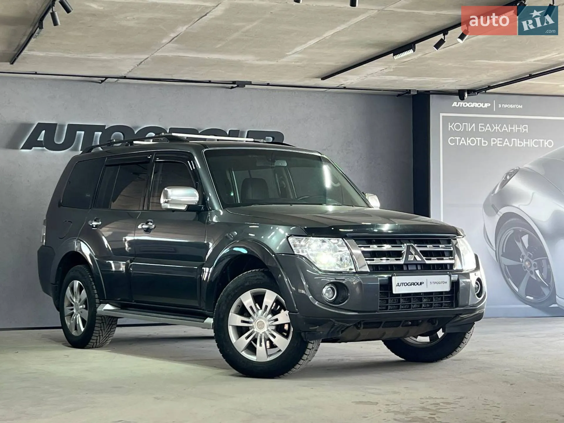 Mitsubishi Pajero 2012