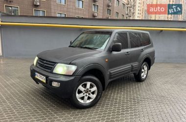 Внедорожник / Кроссовер Mitsubishi Pajero 2002 в Одессе