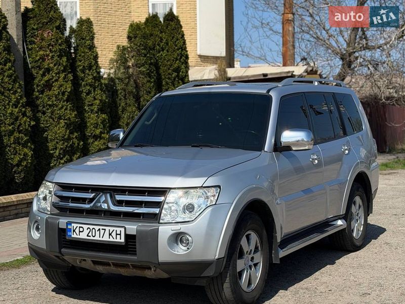 Mitsubishi Pajero 2007