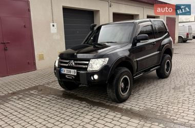 Внедорожник / Кроссовер Mitsubishi Pajero 2010 в Каменец-Подольском