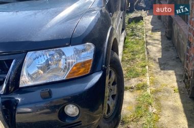 Позашляховик / Кросовер Mitsubishi Pajero 2006 в Красилові