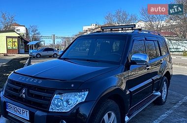 Позашляховик / Кросовер Mitsubishi Pajero 2007 в Подільську
