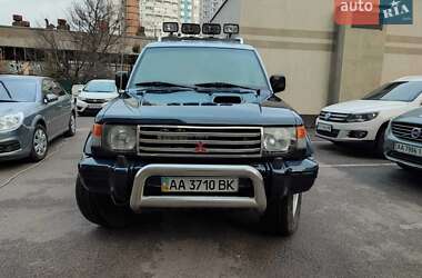Позашляховик / Кросовер Mitsubishi Pajero 1997 в Києві