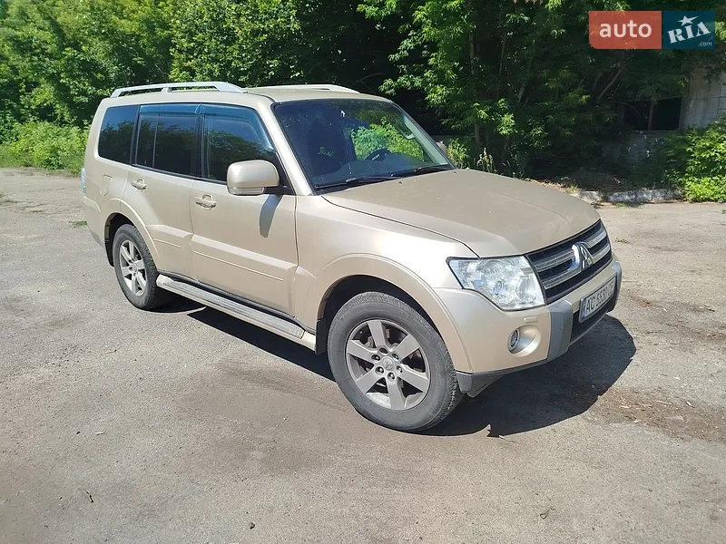 Mitsubishi Pajero 2007