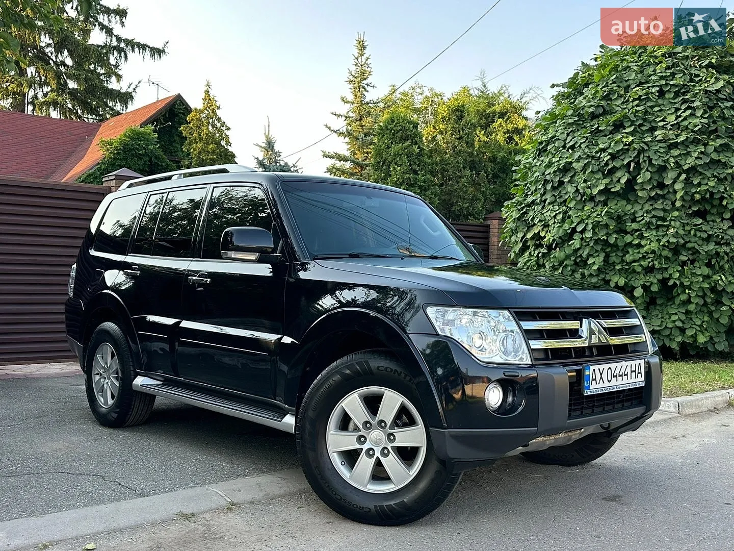 Mitsubishi Pajero 2010 VIN JMYLRV95WAJ702942 фото оголошення 20 з 23