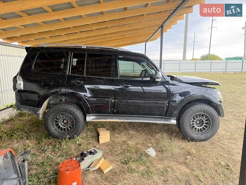 Mitsubishi Pajero 2007