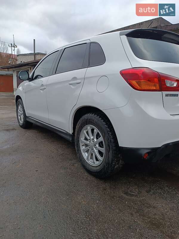 Внедорожник / Кроссовер Mitsubishi RVR 2015 в Павлограде фото 8 Внедорожник / Кроссовер Mitsubishi RVR 2015 в Павлограде