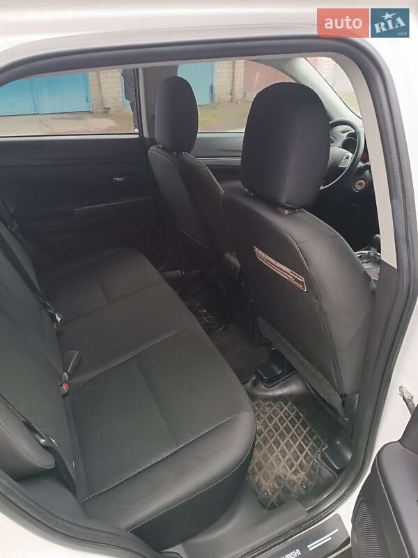 Внедорожник / Кроссовер Mitsubishi RVR 2015 в Павлограде фото 11 Внедорожник / Кроссовер Mitsubishi RVR 2015 в Павлограде