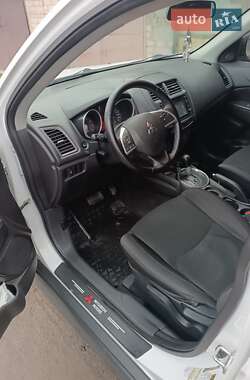 Внедорожник / Кроссовер Mitsubishi RVR 2015 в 