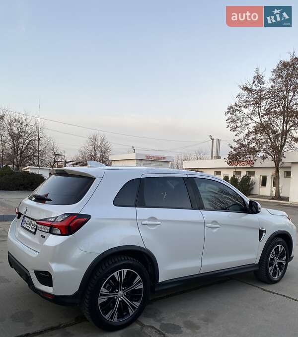 Внедорожник / Кроссовер Mitsubishi RVR 2021 в Александрие