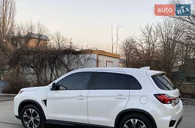 Внедорожник / Кроссовер Mitsubishi RVR 2021 в 