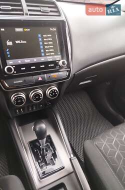 Внедорожник / Кроссовер Mitsubishi RVR 2021 в 